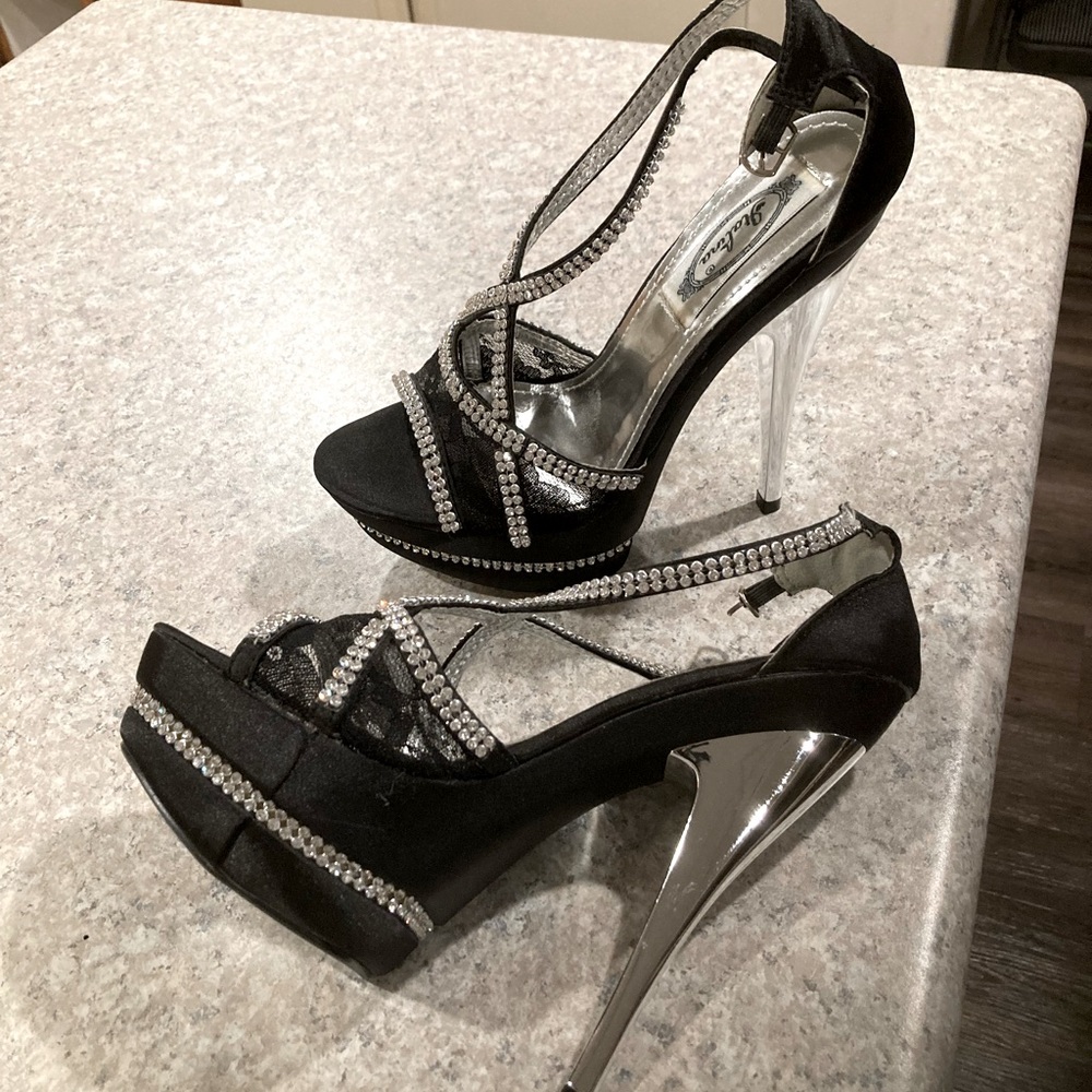 Sparkly platforms - Picture 2 of 3